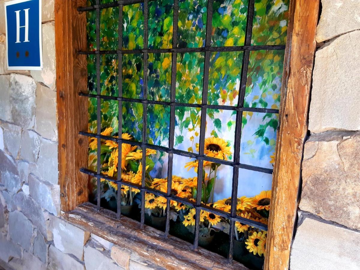 Hotel Las Truchas Nuévalos Екстериор снимка