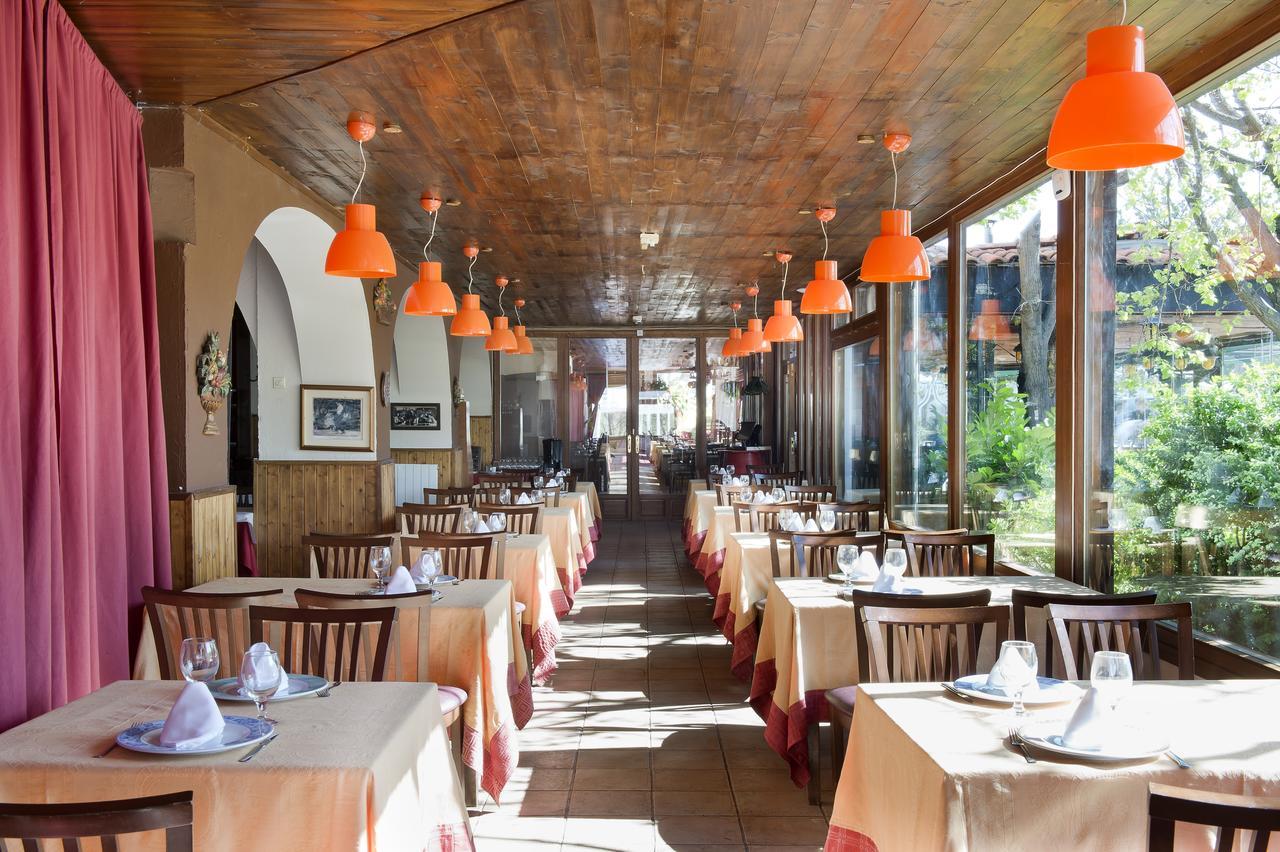 Hotel Las Truchas Nuévalos Екстериор снимка